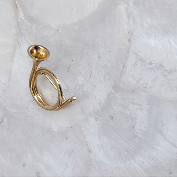 Vintage Gold Tone French Horn Mini Brooch 1” - Picture 2 of 8